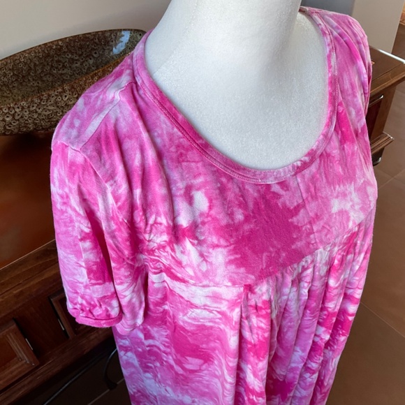 Tie Dye Women’s Night-Shirt. Pink/White. Size L - Picture 3 of 8